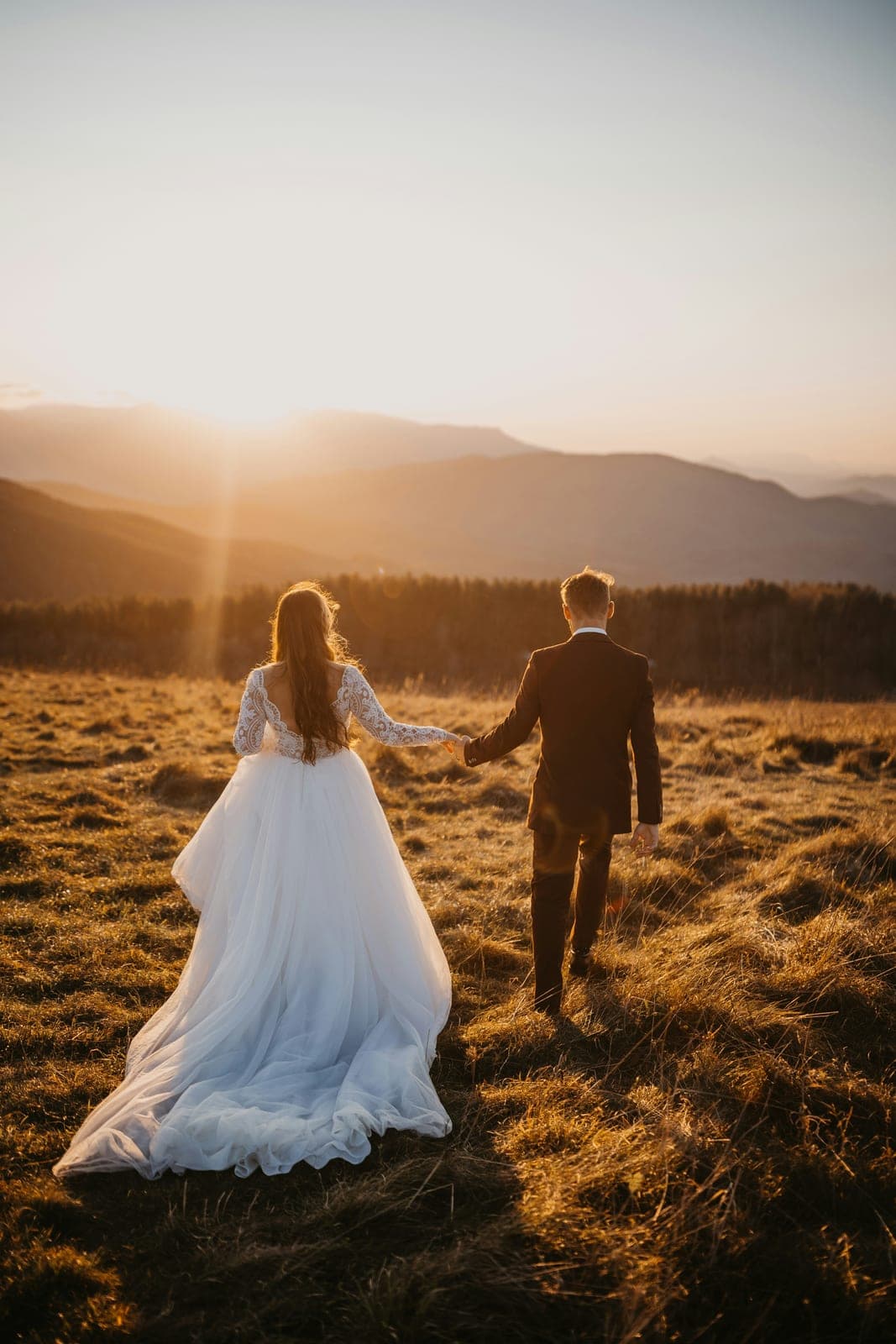 Seasonal Guide To Weddings In Calgary