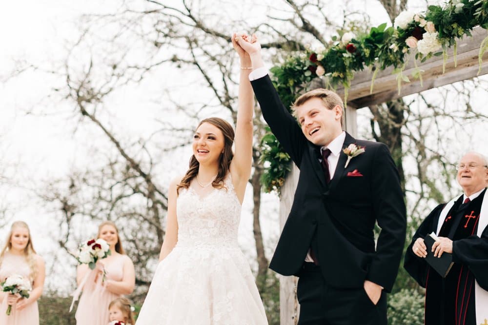 Adventure Elopement by Mohnte Elizondo Photography