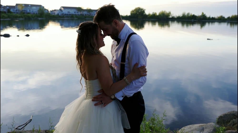 Photography by Happy Weddings