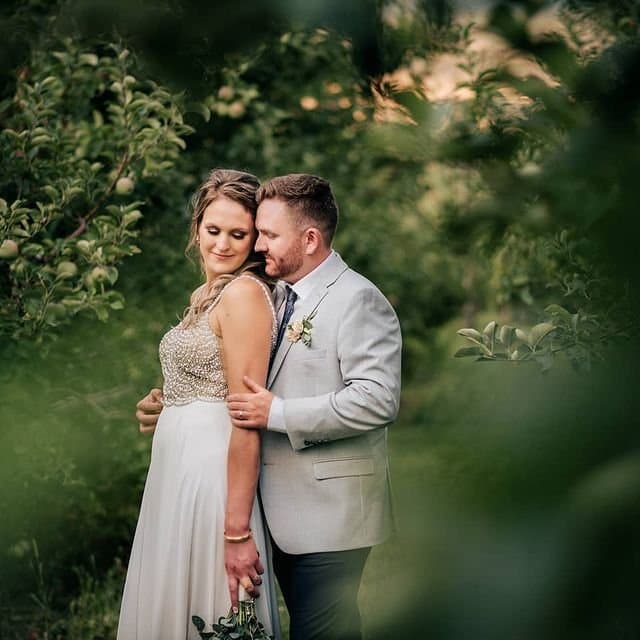 Mini Wedding by Oak and Owl Photography