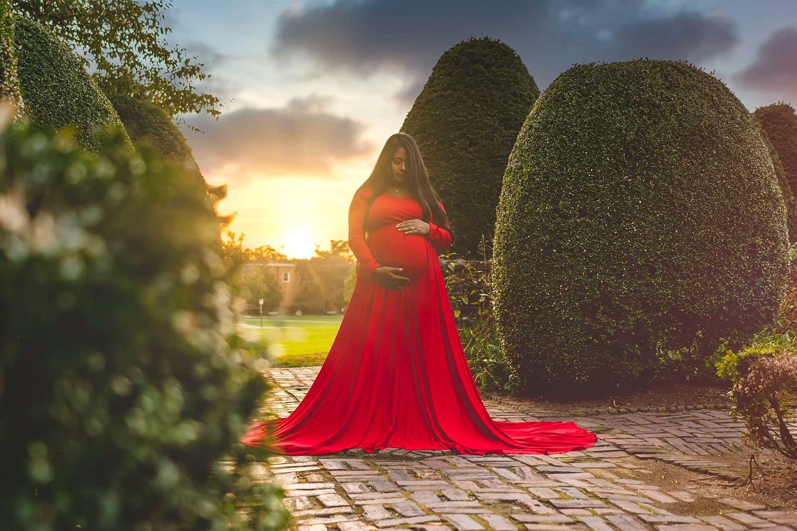 Maternity Session (2 Hour) Change of Outfit