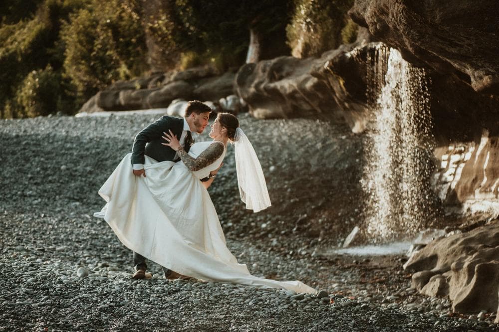 Elopement + Wedding (4 hours) by ooh ooh darling