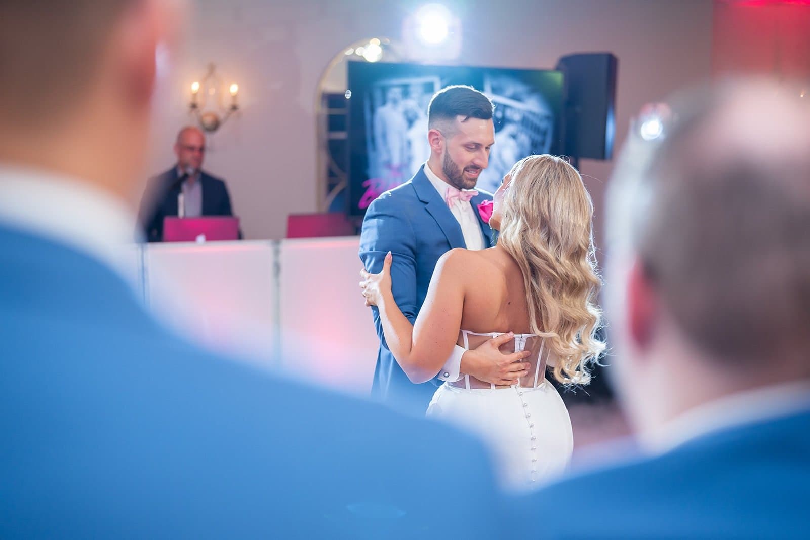Wedding Photo & Video A (8 Hours, 3-5 Min Highlight Film)