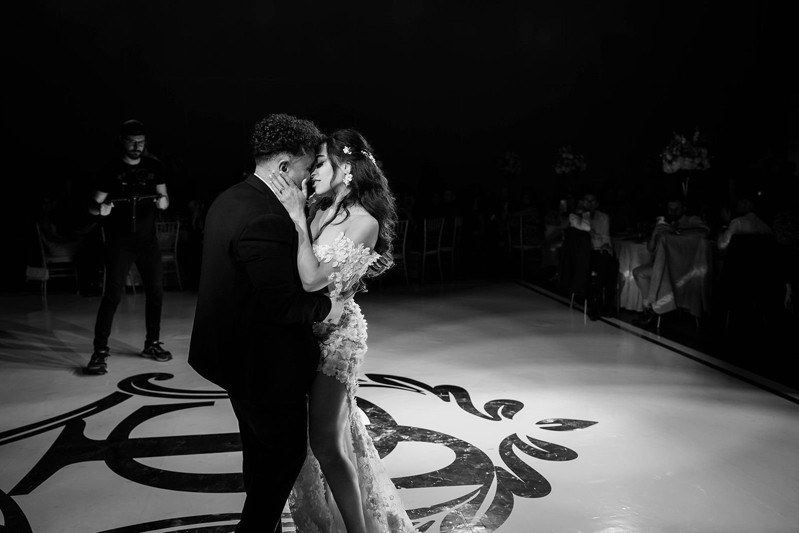 Photography by MW wedding photograph - photo 5