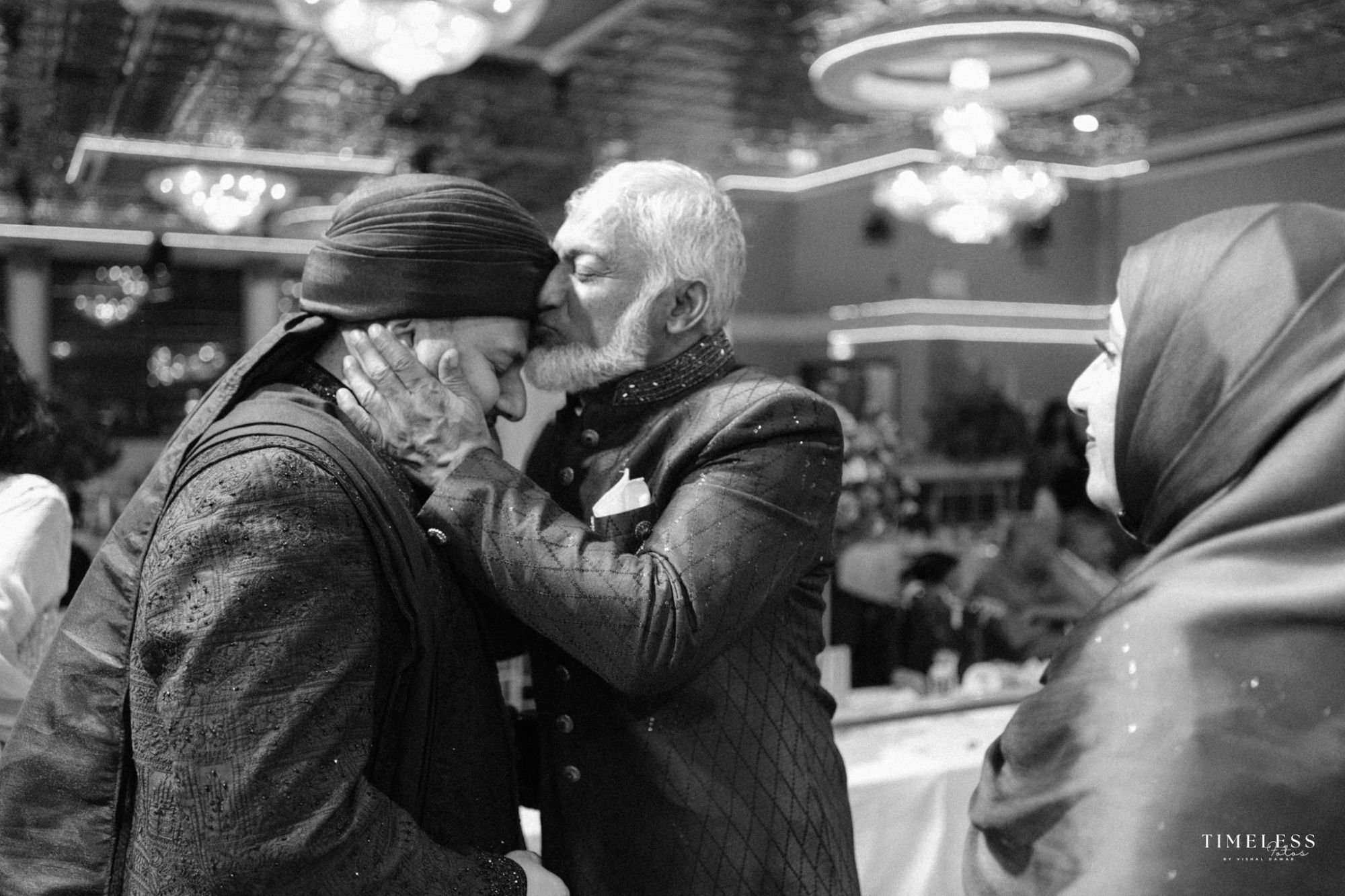 Timeless Fotos Production wedding photograph — photo 8
