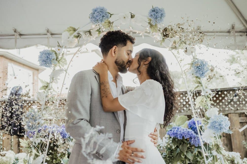 Photography by Happy Weddings