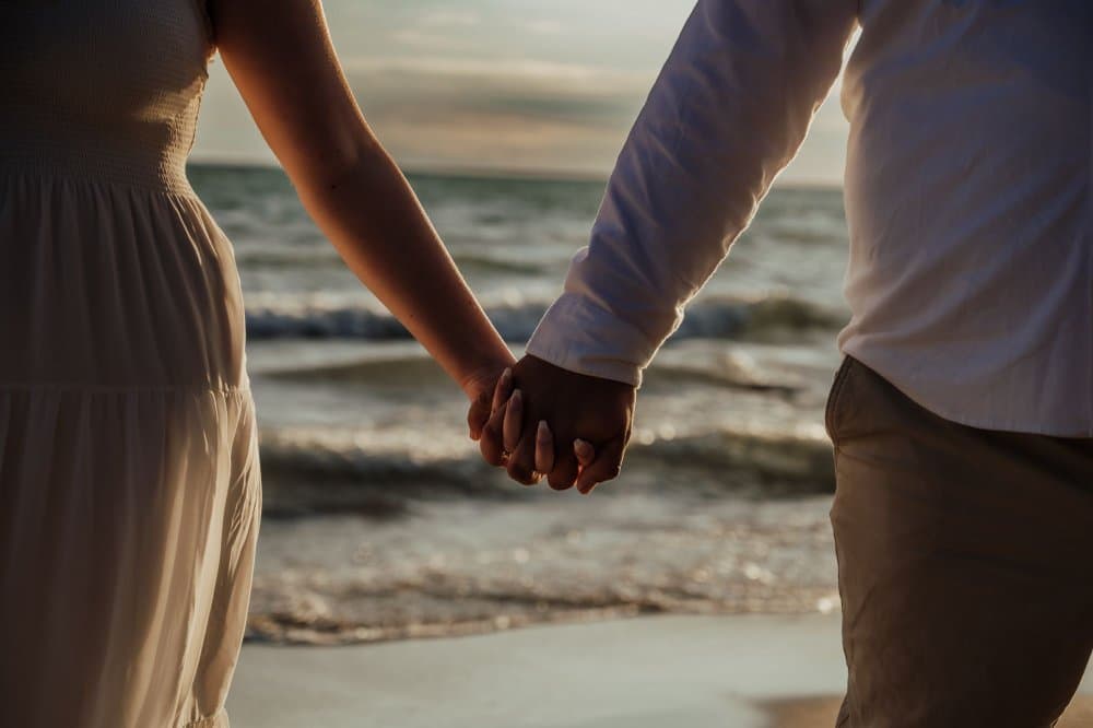 Photography by Happy Weddings